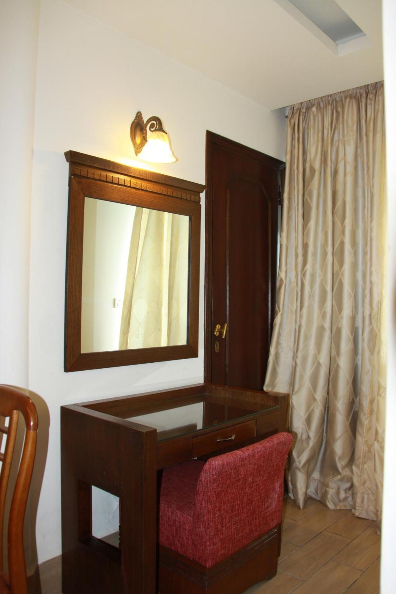 Lamedina Hotel & Resort Jounieh Ngoại thất bức ảnh