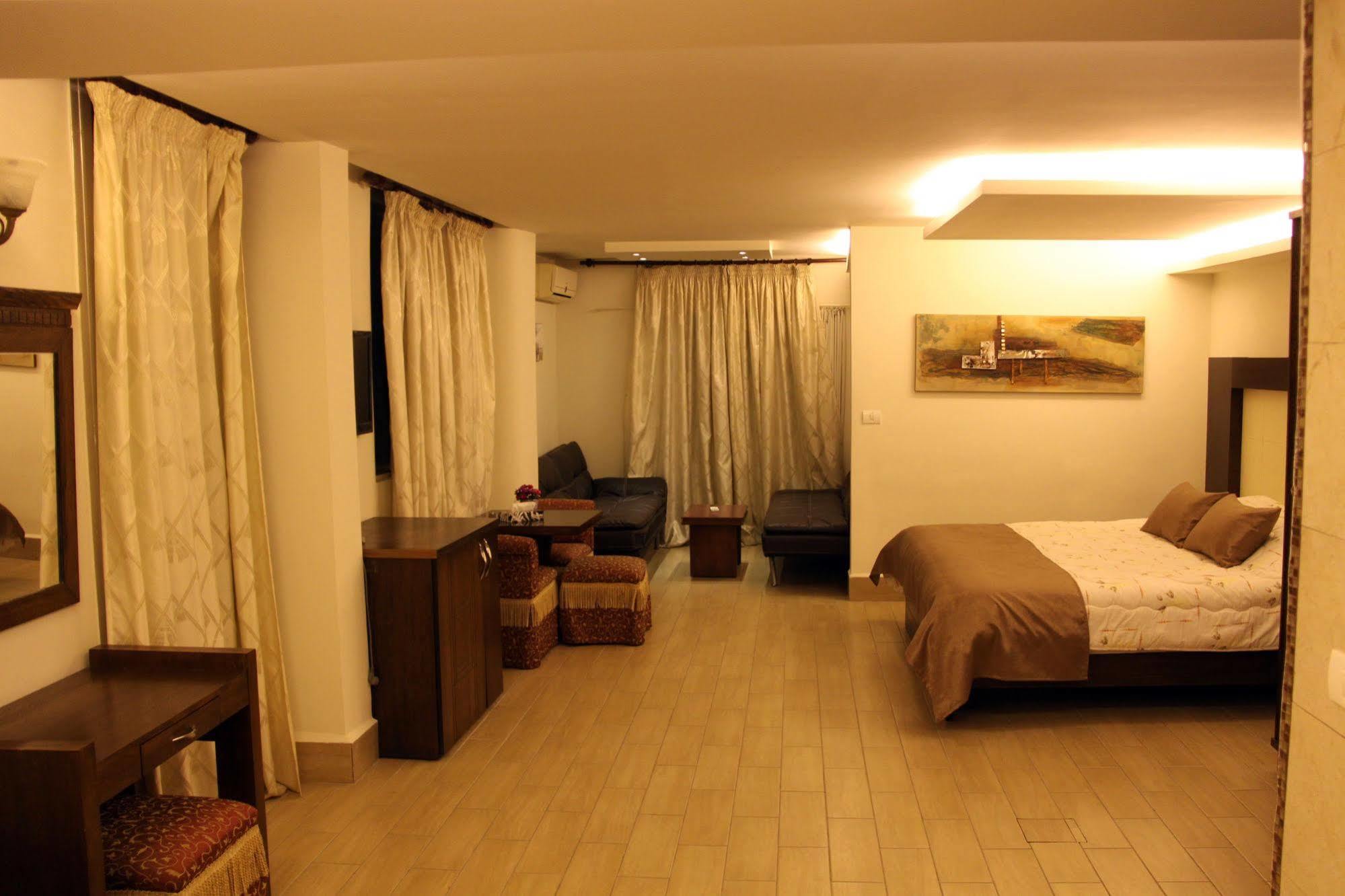 Lamedina Hotel & Resort Jounieh Ngoại thất bức ảnh